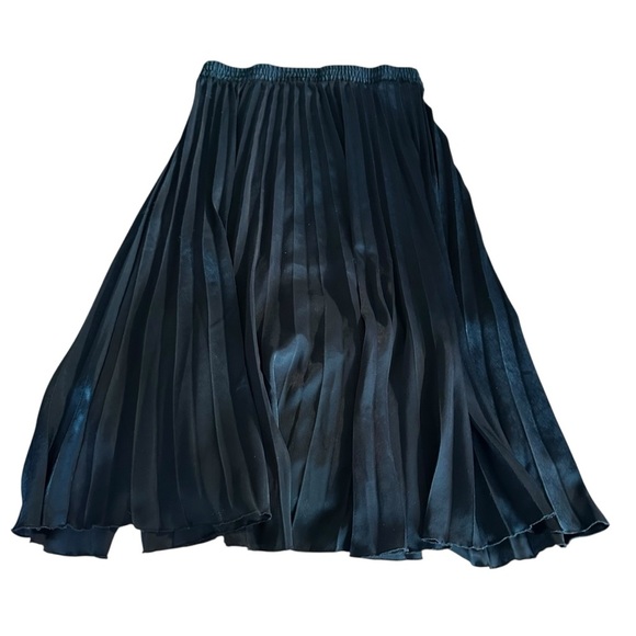 Max Studio Midnight Blue Pleated Midi Skirt, waist 15", length 31" - Picture 1 of 3